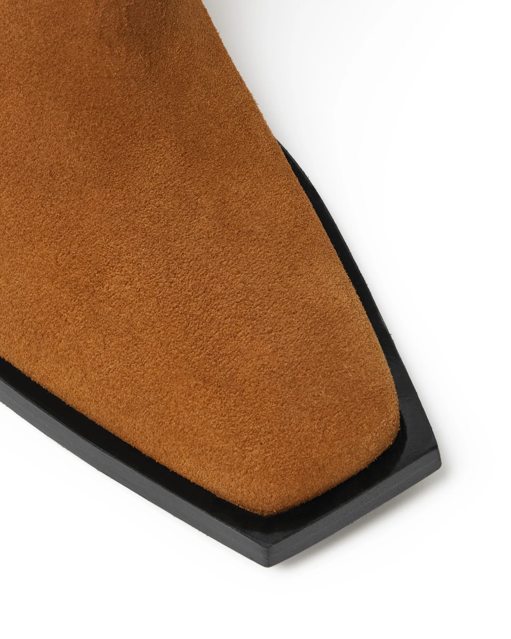 Ani Boot - Image 3